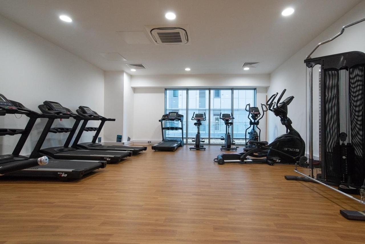 Hallsphere - Stunning Apartment Salford Quays Manchester Dış mekan fotoğraf